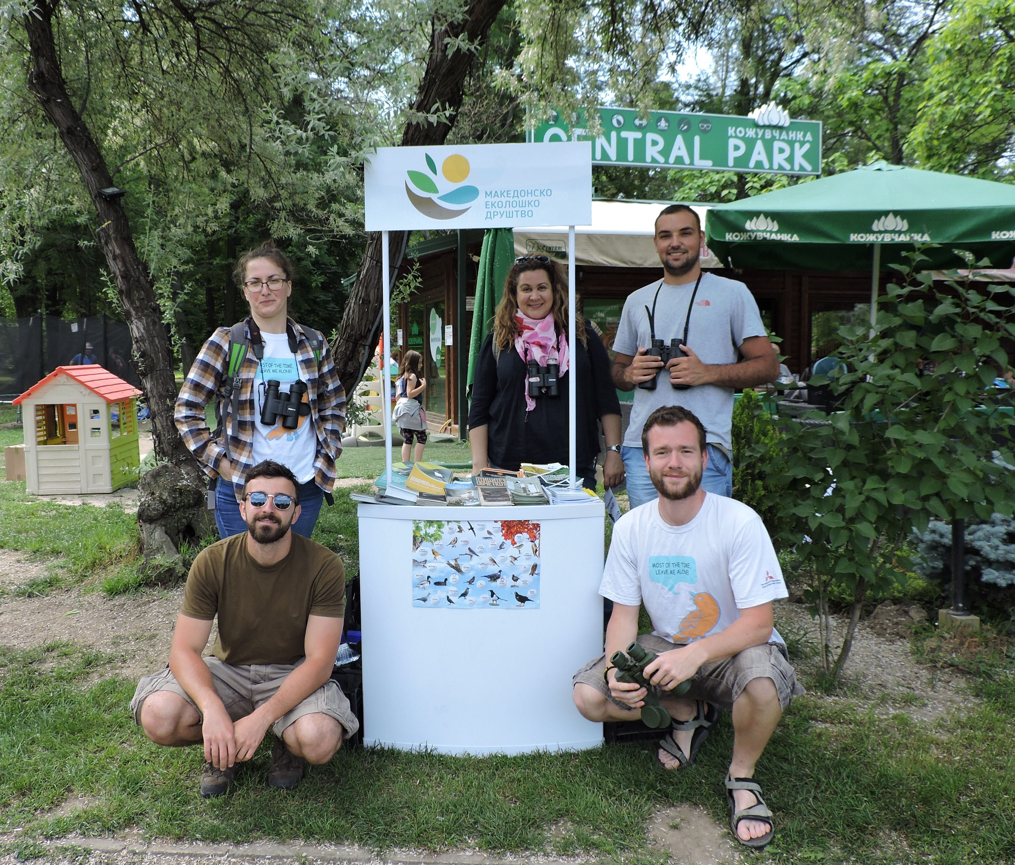 Birdwatching in the Park on the World Migratory Bird Day